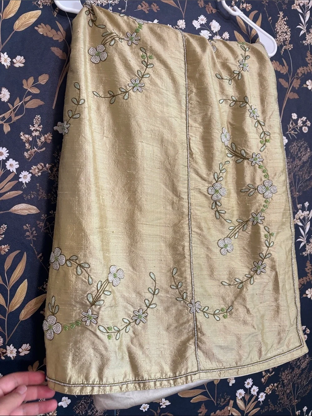 Passion For India Embroidered Gold Cream Floral Tablecloth Silk